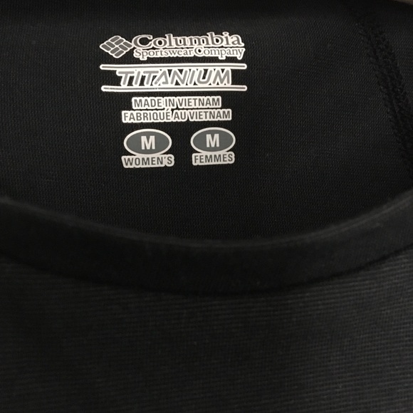 Columbia Titanium Omni-Shade Tee M EUC - Picture 5 of 10